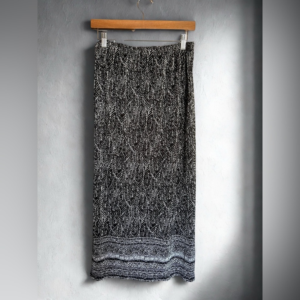 Briggs New York Black and White Maxi Skirt